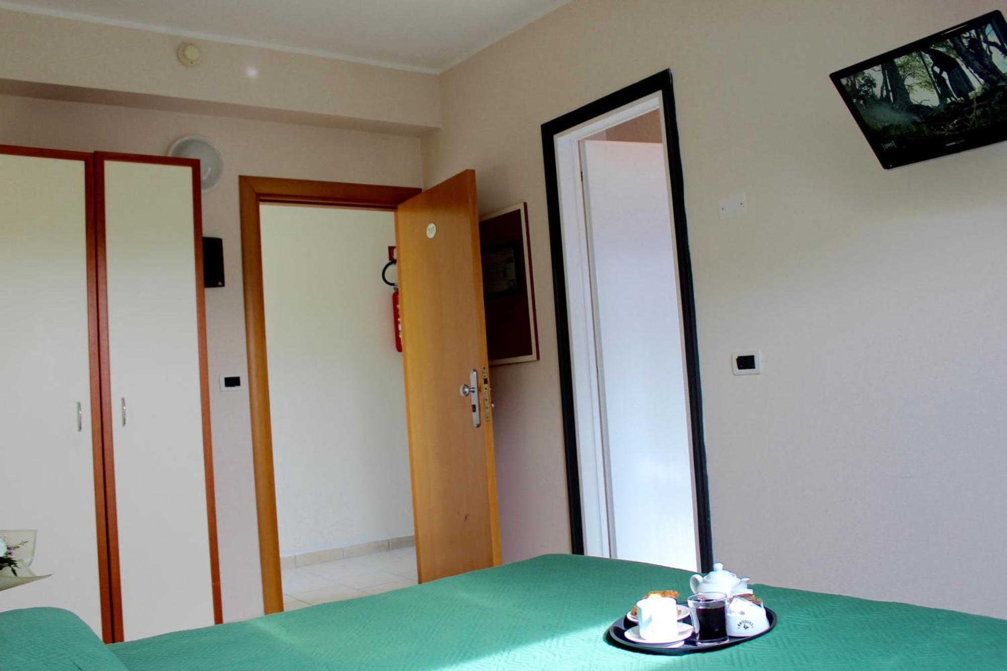 Blue Loft Hotel Cesenatico Exterior photo